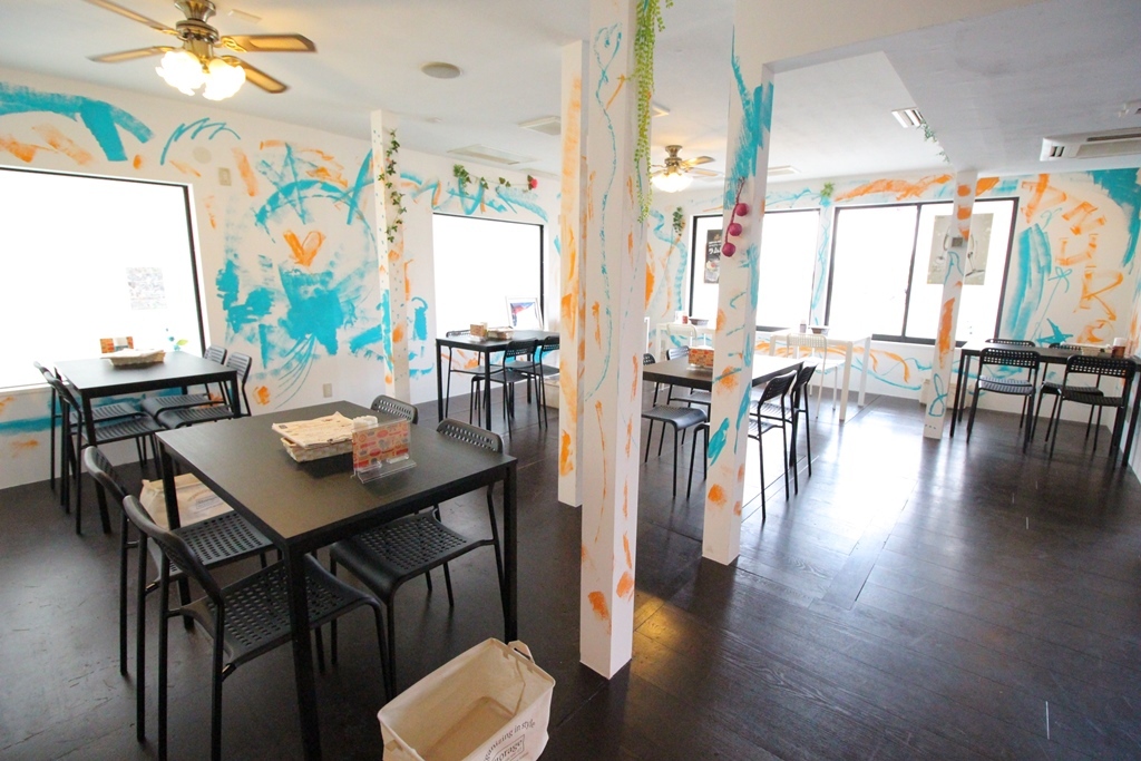 Cafe&BAR AzuRe （アジュール）