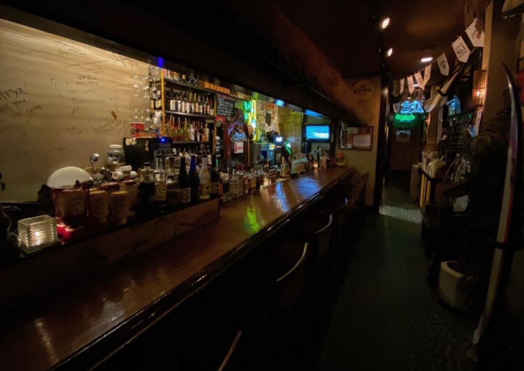 Island Bar 椰子家