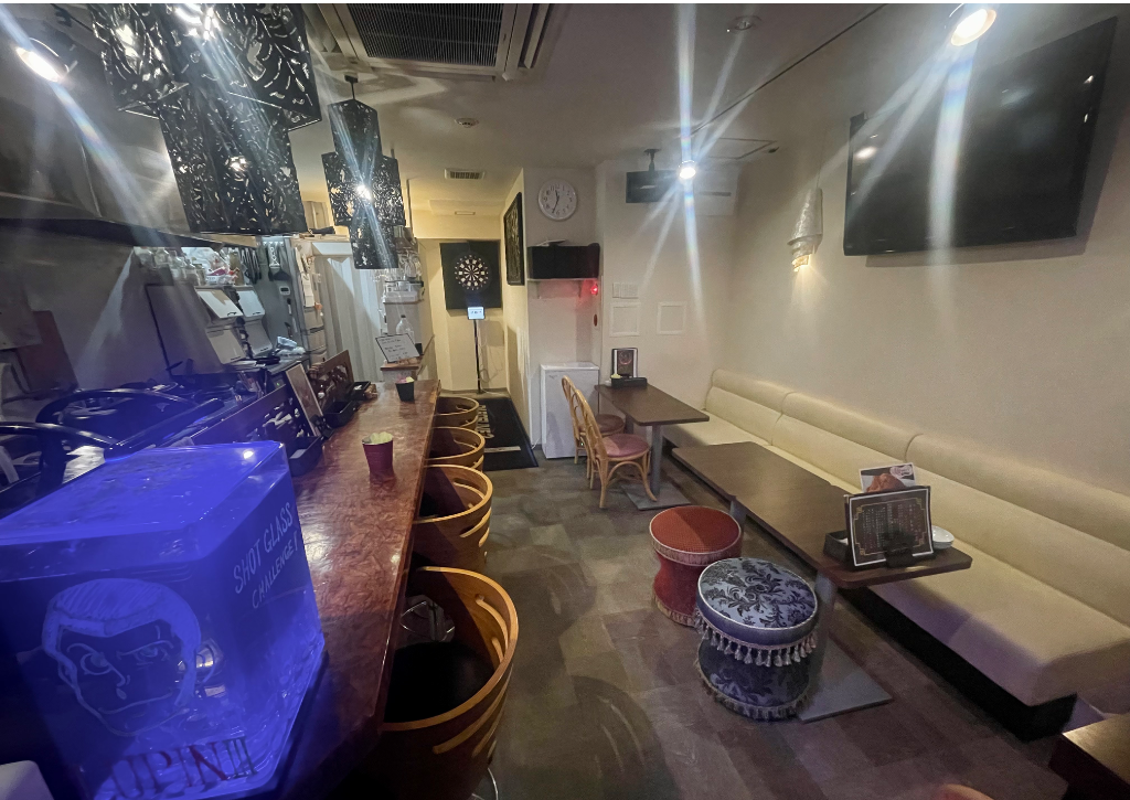 DINING BAR MJ